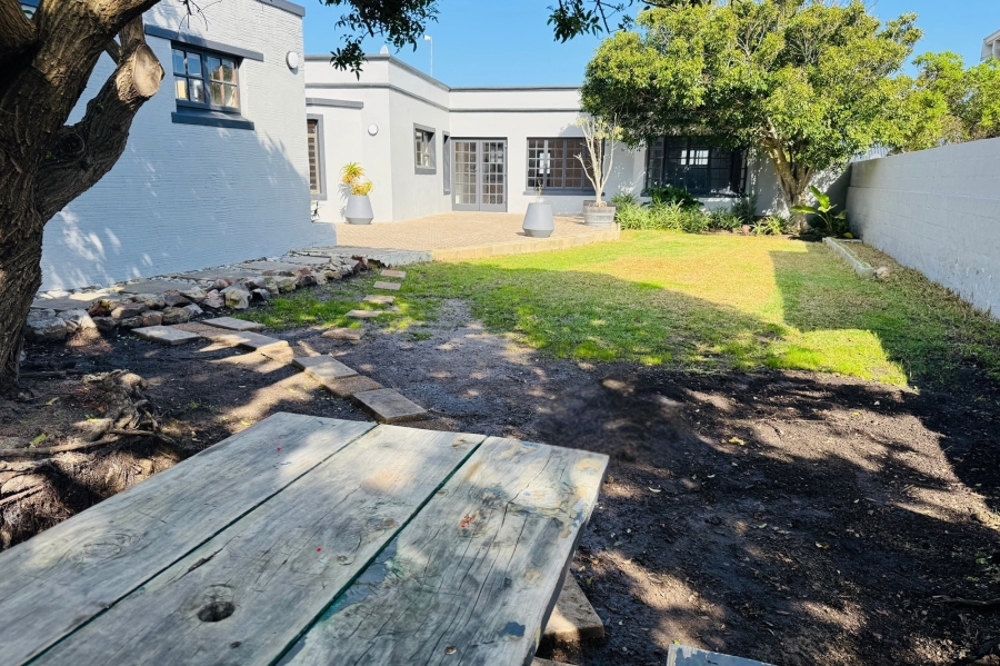 3 Bedroom Property for Sale in Sandbaai Western Cape